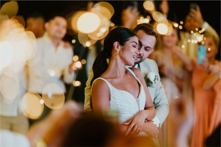 Sushmita and Alex – A Beautiful Tropical Wedding in Boracay